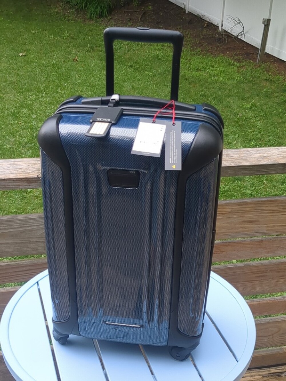 TUMI Hardshell Carry-On 22" Roller in Metallic Navy Blue/Black - Picture 11 of 11